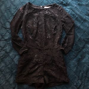 Lace 3/4 sleeve romper Forever 21 NWOT!
